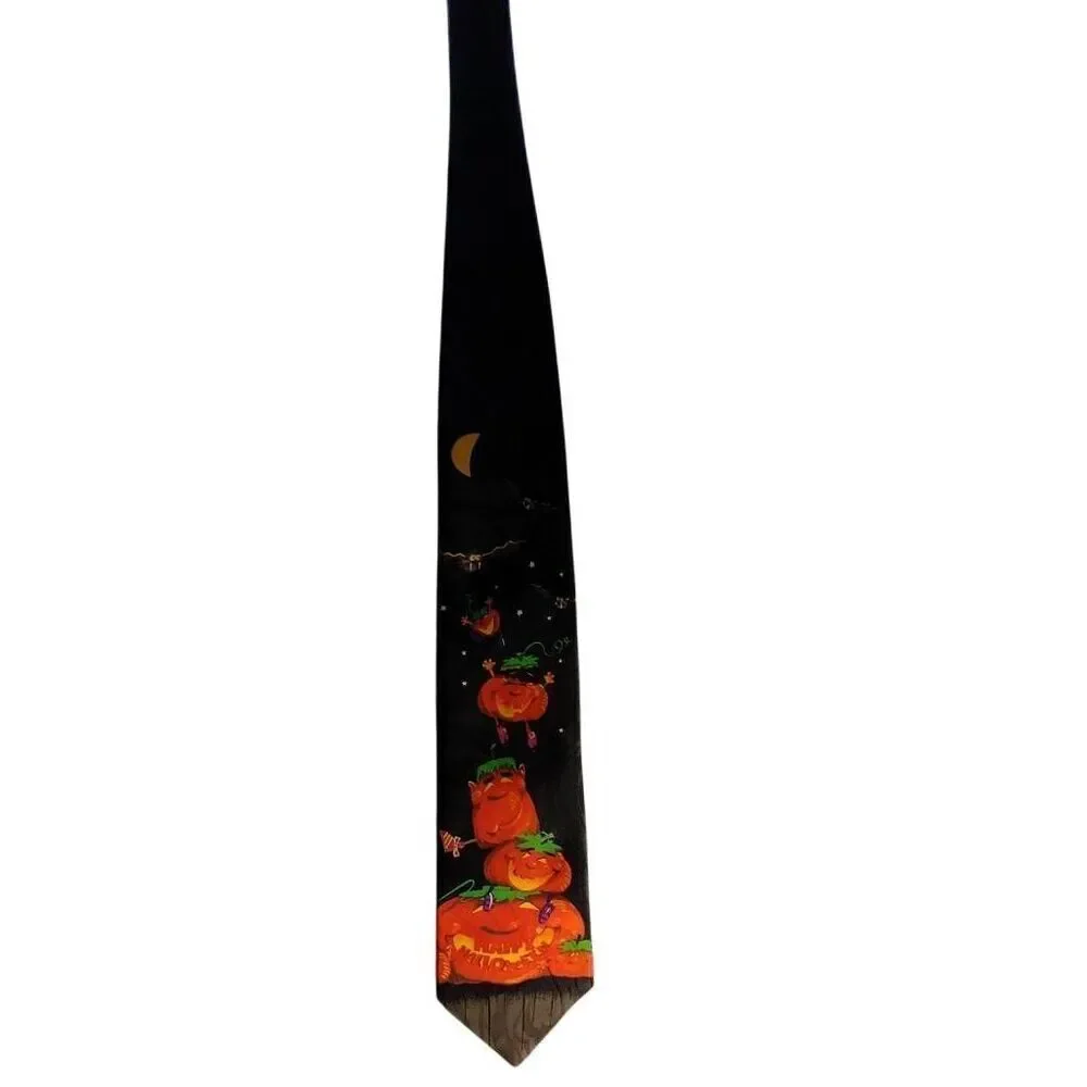 Happy Halloween Pumpkins and Bats Tie by Hallmark NovelTies